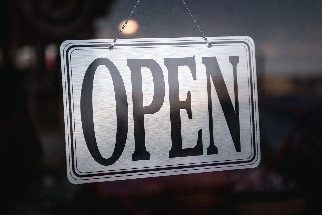 Minneapolis neighborhood storefront